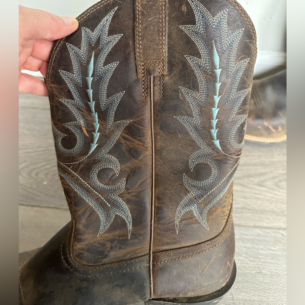 Men’s Ariat boots - Picture 5 of 5